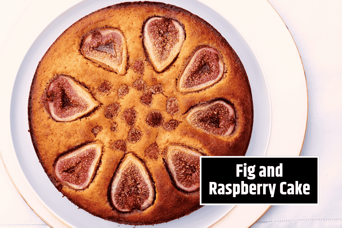 Delicious Fresh Fig and Raspberry Cake for Autumn Afternoons